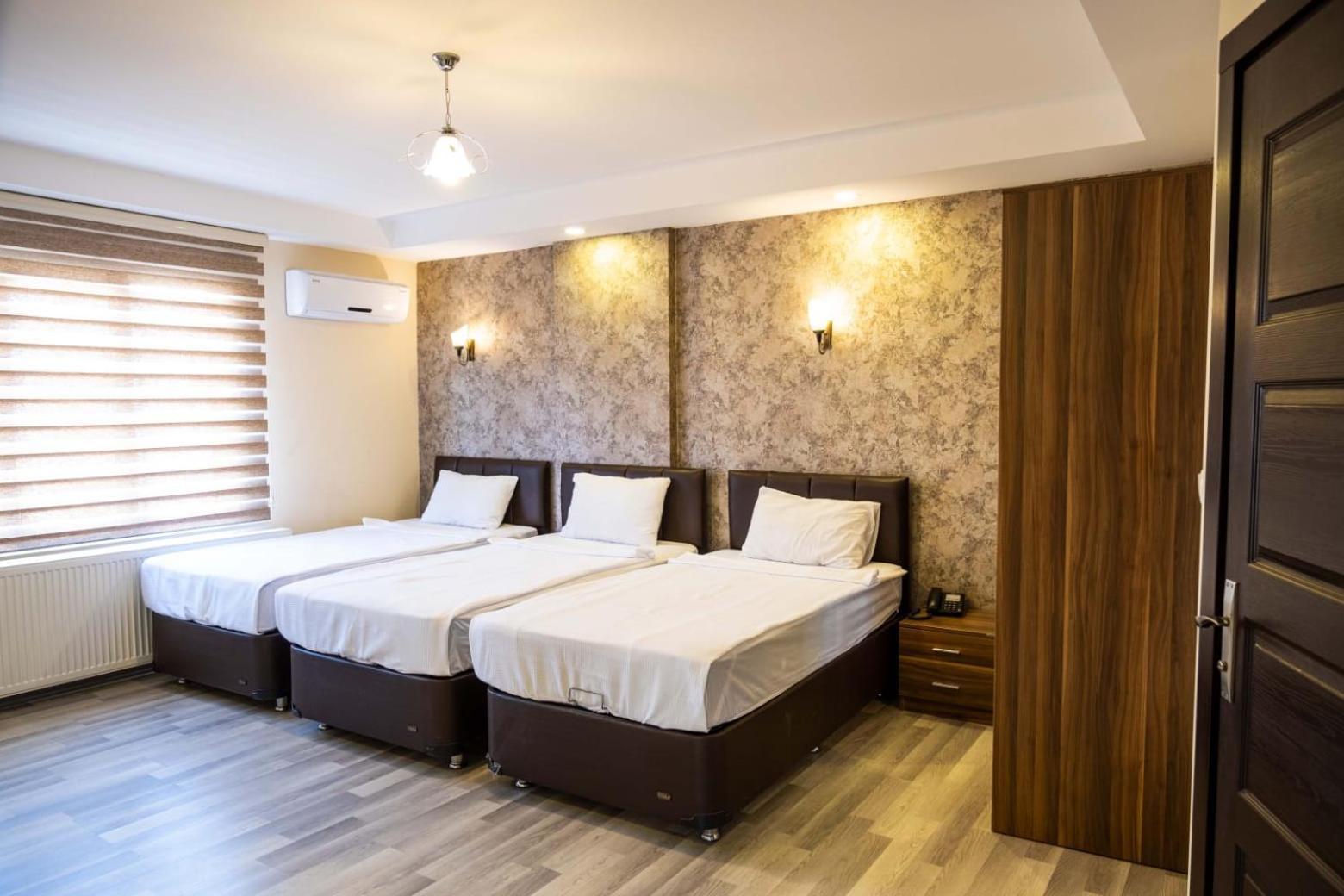 Ikarus Hotel Кушадасы Экстерьер фото